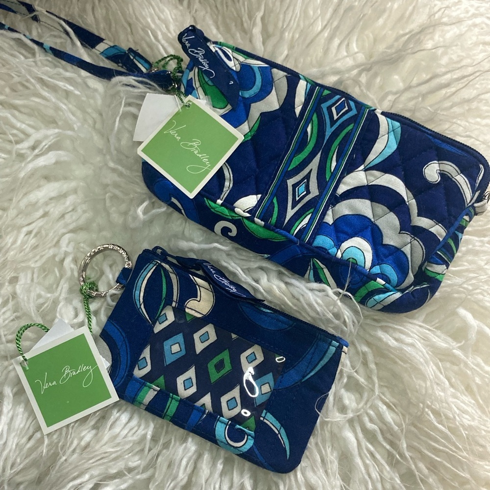 🌊Vera Bradley wristlet and ID case set